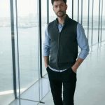 Henbury - H711 - MENS SLEEVELESS ZIP JUMPER